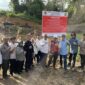 Anggota Komisi IV DPR RI Andi Akmal Pasluddin dan Anggota Komisi IV DPR RI Ono Surono  saat menertibkan kawasan tambang batu bara. (Dok. DPR.go.id)