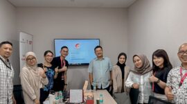 PT Grahacom bekerjasama dengan Smartfren Tbk mengusung layanan WhatsApp (WA) Business. (Dok. Istimewa)