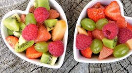 Buah-buahan rendah kalori dan kaya akan serat, sehingga dapat membantu menjaga berat badan yang Pixabay.com/ silviarita)
